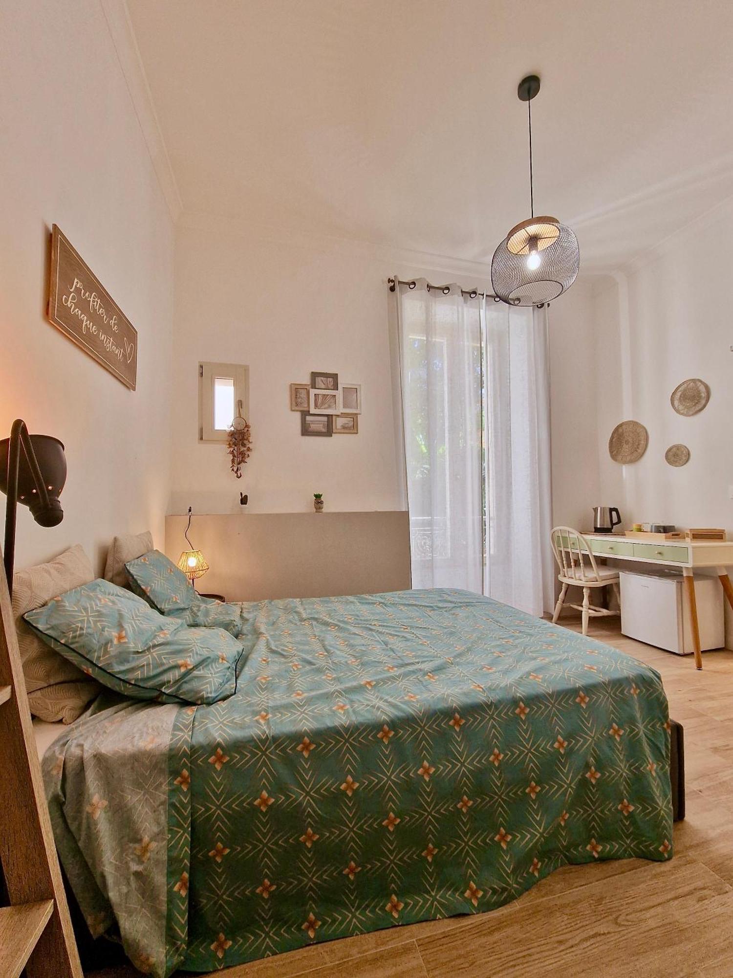 ניס Family Room מראה חיצוני תמונה